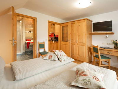 Bild 119 aus  Dorfergut