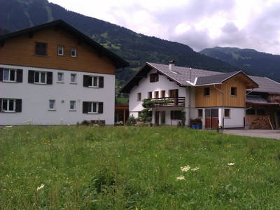 Bild 2 aus  Hof im Feld