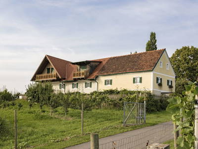 Bild 2 aus  Brandl Obstbauernhof 