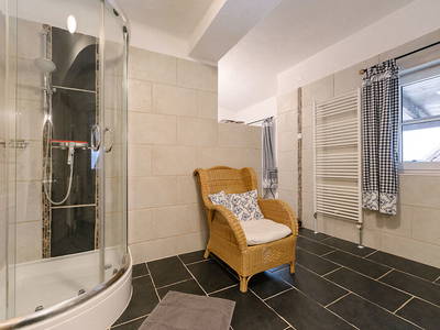 Bild 52 aus  Rinntaverne