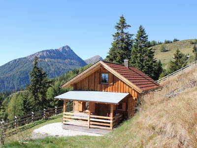Bild 2 aus  Unteralpnerwiesenhütte