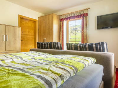 Bild 59 aus  Kropflehen