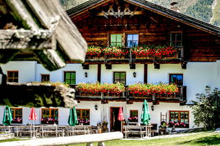 Berggasthof Steckholzer aus Vals