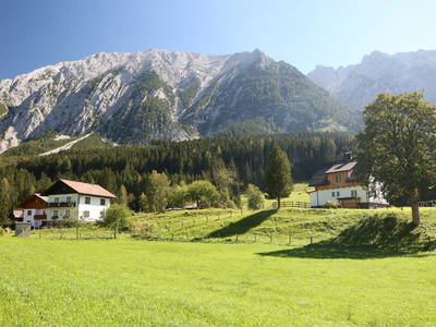 Bild 2 aus  Berghaus Stückler