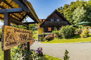 Weingut & Buschenschank Pölzl aus Großklein