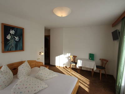 Bild 29 aus  Waldhof