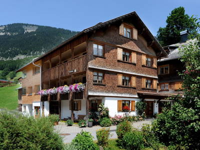 Bild 2 aus  Haldenhof