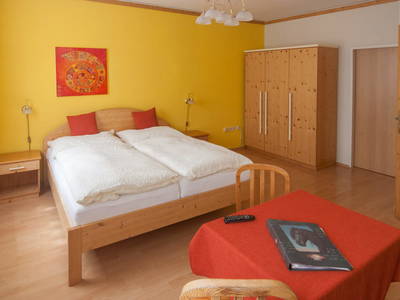 Doppelbettzimmer