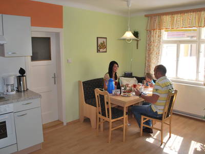 Bild 16 aus  Weingut Löscher