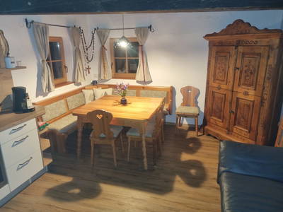 Bild 33 aus  Dorferhütte