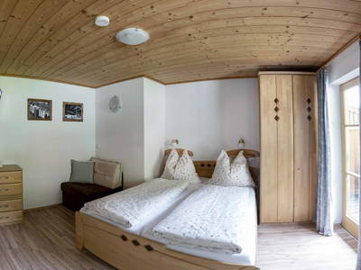 Bild 90 aus  Niederarnigerhof