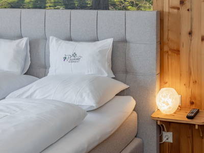 Bild 104 aus  Pleschinhof