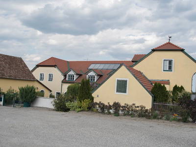 Bild 7 aus  Weinhof am Römerweg