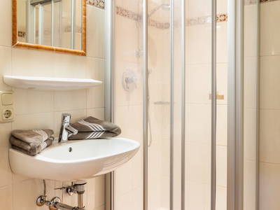 Bild 50 aus  Ederhütte