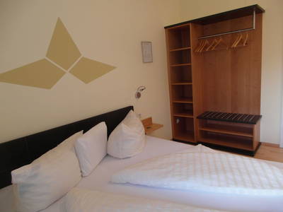 Bild 90 aus  Lugerfarm