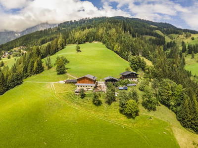 Bild 137 aus Almhütte Brandgut