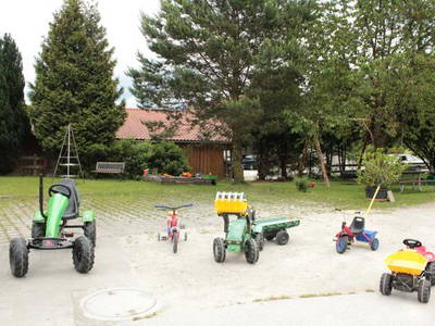 Bild 5 aus  "Schneiderhof"