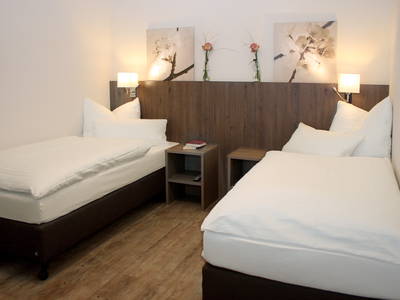 Bild 34 aus  Hollweck's Landoase