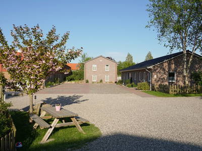 Bild 2 aus  Bauernhof Claussen Fehmarn