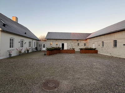 Bild 2 aus  Skadshof  - Wo Leistung auf Leidenschaft trifft