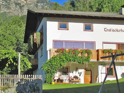 Bild 2 aus  Trafisölerhof