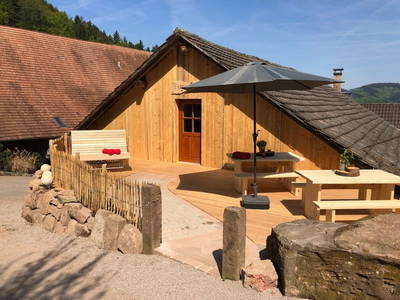 Willkommen... Hinter der Tür gibts es Kaffee, etwas kaltes zu trinken...