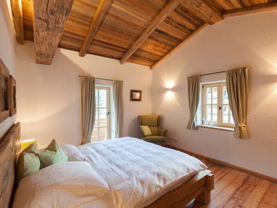 Bild 14 aus  Tiroler Bauernhaus ausgebaut zu einem exklusiven Chalet in den Kitzbüheler Alpen