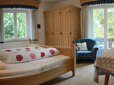 Doppelzimmer mit Dusche/WC und Balkon