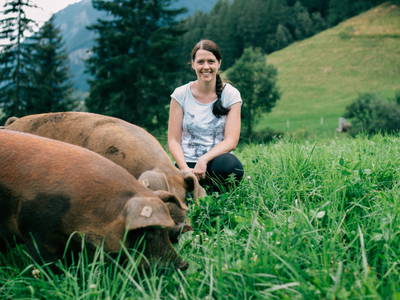 Bio-Schweinehaltung am Jörgnerhof - Stelza Nature Chalet