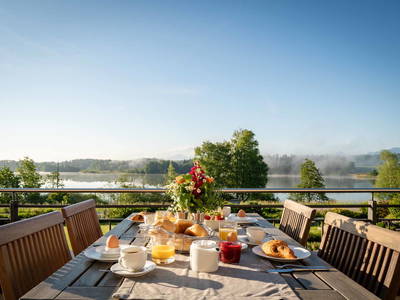 Bild 2 aus  Lebensart am See, Chiemsee Region, Chiemgau