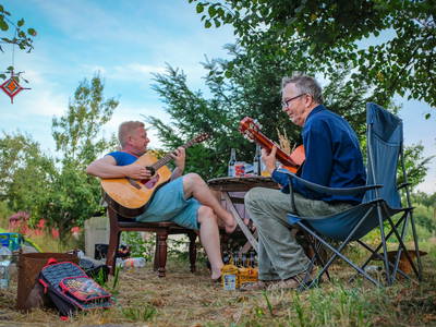 Bild 3 aus  Kunterbunthof – Landurlaub am Künstlerhof in Ostseenähe