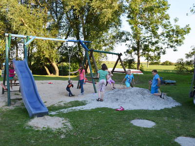 Bild 10 aus  Ferienhof Peter -  Ponys - streicheln, striegeln, füttern  -  Wattwanderungen + ganz viel Nordsee