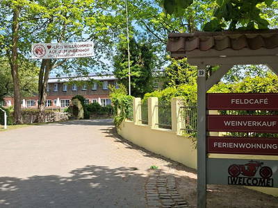 Einfahrt zum Ingenhof