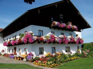 Luginger Hof aus Seeon-Seebruck