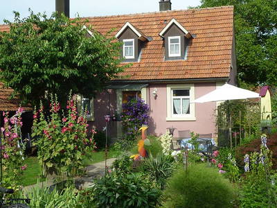 Bild 2 aus  Ferienbauernhof Storchenhäusle