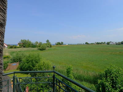 Blick aufs Meer vom Balkon