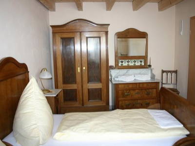 Schlafzimmer in der FeWo "dazumal"