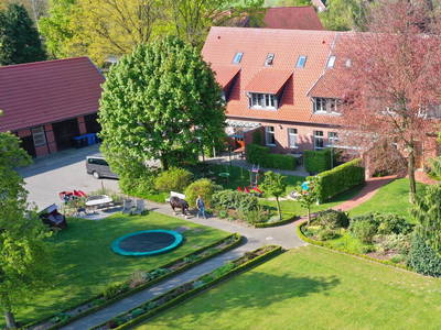 Bild 2 aus  Hof  Wesselmann