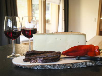 Bild 25 aus  Haus Bergquell mit Pferdestall