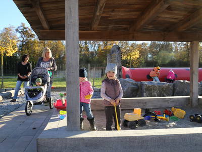 Sandkasten des Abenteuerspielplatzes
