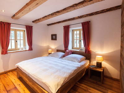 Bild 16 aus  Tiroler Bauernhaus ausgebaut zu einem exklusiven Chalet in den Kitzbüheler Alpen