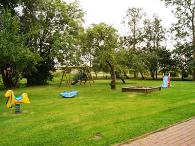 Landhaus - Garten -Spielbereich