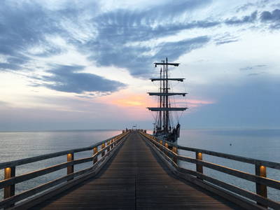 Die Seebrücke in Binz (nur 10 Autominuten von uns entfernt).