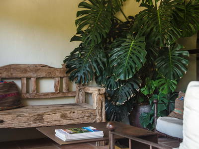 Überall finden Sie Sitzbereiche, dies ist die Veranda von La Finca