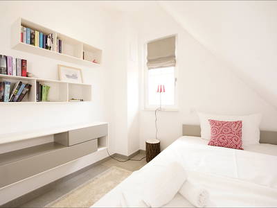 Blick in das 2. Schlafzimmer mit Einzelbett