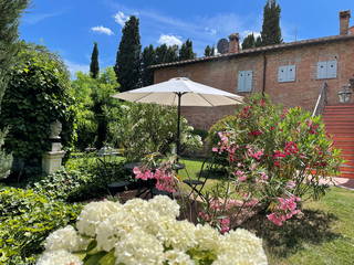 Willkommen im Casa le Querce ! Schönes Landhaus mit Pool und herrlichem Panoramablick - Garten oberhalb des Pools