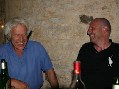 ist immer noch Zeit für ein glas Wein und gute Laune!