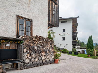 Bild 16 aus  Biobauernhof - Grotthof - Appartements und Chalet