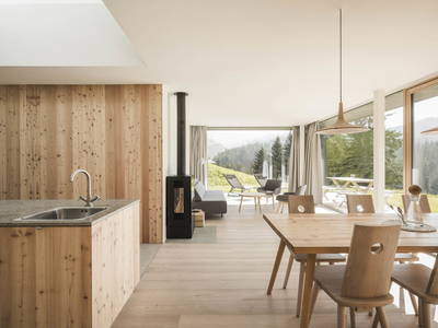 Bild 7 aus  Biobauernhof - Karerhof - Stilvolle Lodges und Appartements