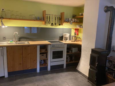 Voll ausgestattete Kücke